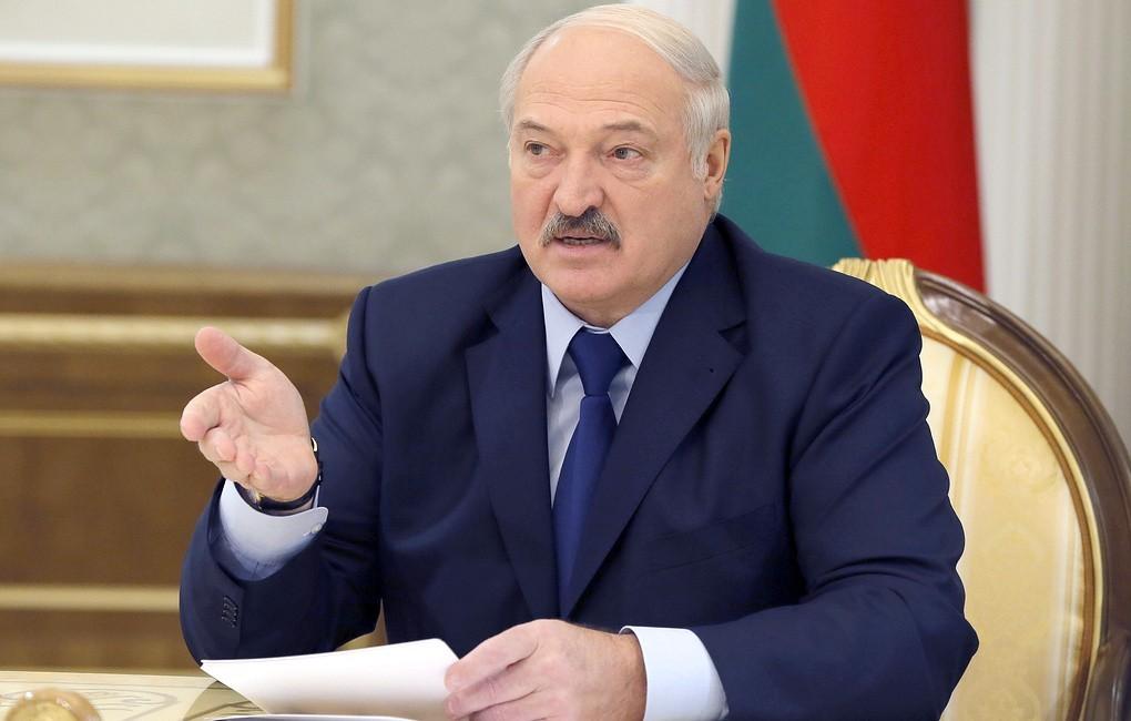Lukaşenko Azərbaycana yola düşdü