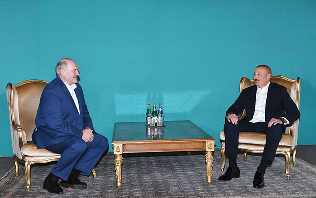 Lukaşenko ilk xarici səfərini niyə Azərbaycana etdi? – \