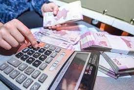 Bakıda maaşlar azalıb - RƏQƏMLƏR