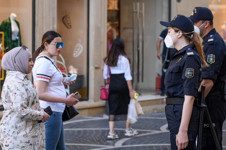 Açıq havada maska taxmaqla bağlı YENİ AÇIQLAMA