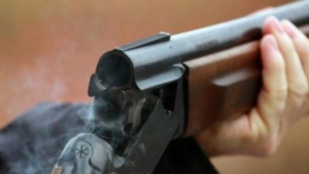 7 uşaq atası onunla evlənməyən əmisi qızını GÜLLƏLƏDİ