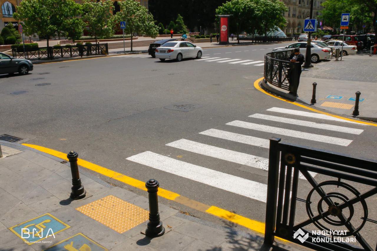 Bakıda bu məktəblərin ətrafında sürət həddi endirildi - FOTO