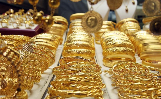 Qızıl 2 ayda 7 dollar bahalaşdı