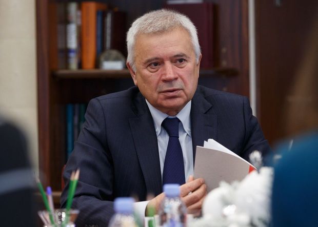 Vahid Ələkbərovdan neftin qiyməti ilə bağlı PROQNOZ