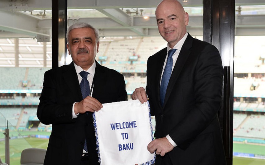 Rövnəq Abdullayev FIFA prezidenti ilə görüşdü