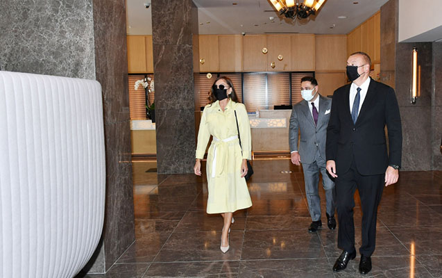 Prezident və birinci xanım “Courtyard by Marriott Baku” otelinin açılışında iştirak etdi - FOTO