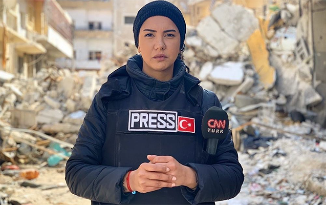 Fulya Öztürk “CNN Türk”dən çıxdı - BU KANALA KEÇİR