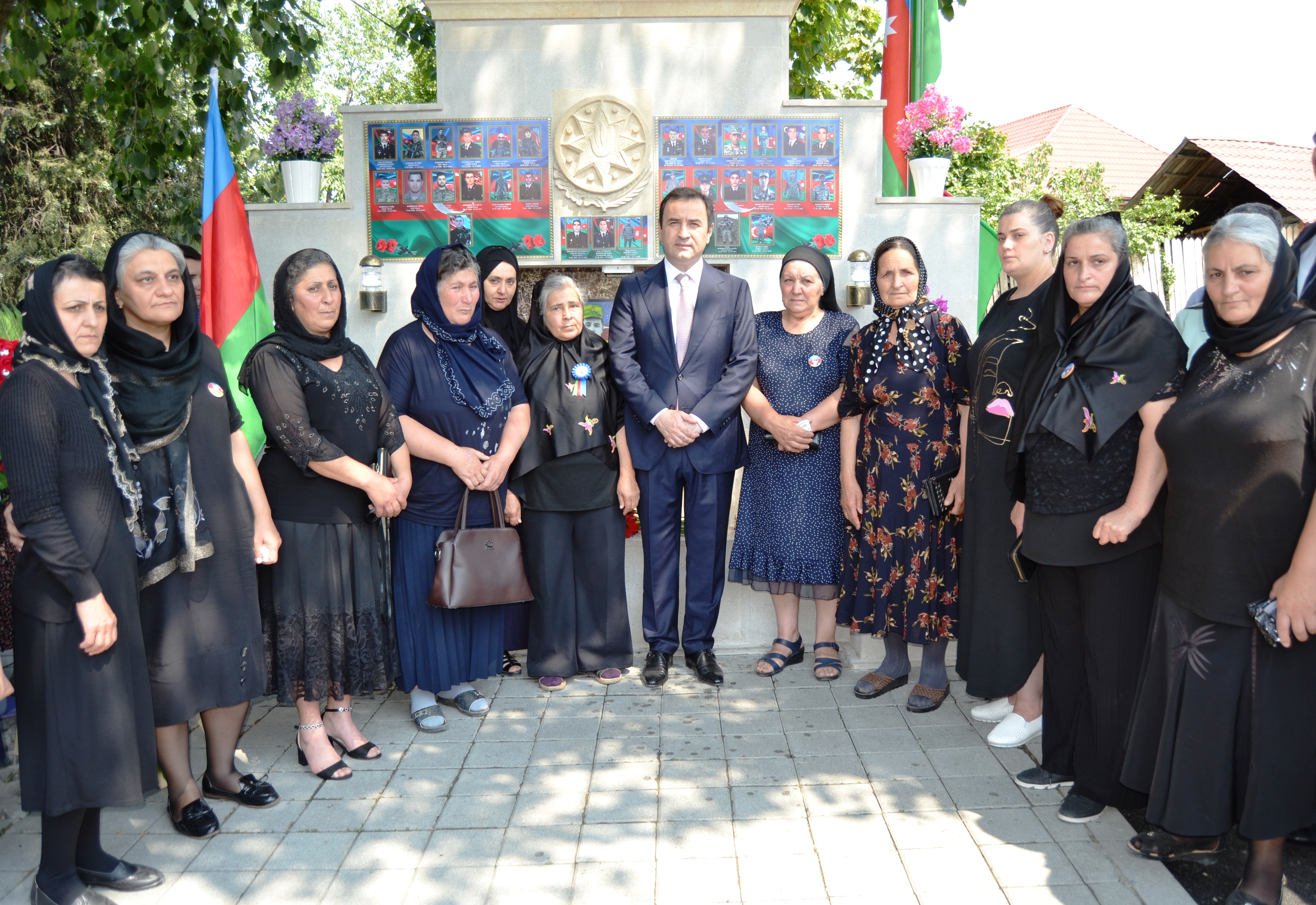 İsmayıllıda şəhidin xatirəsini əbədiləşdirən bulaq kompleksi istifadəyə verildi - FOTO