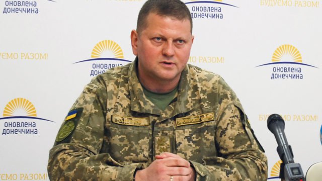 Ukrayna Silahlı Qüvvələrinə yeni baş komandan təyin edildi - FOTO