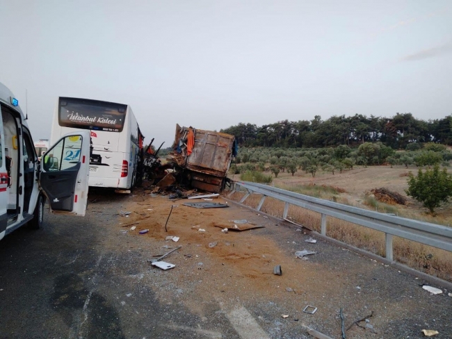 Türkiyədə dəhşətli qəza, 9 ölü, 30 yaralı - FOTOLAR