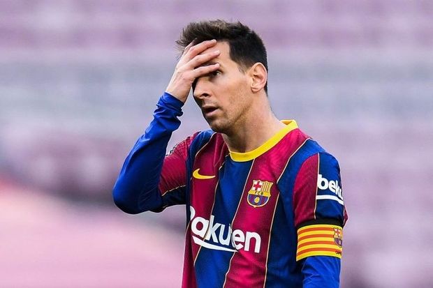 Messi “Barselona”dakı son mətbuat konfransında göz yaşlarına hakim ola bilmədi