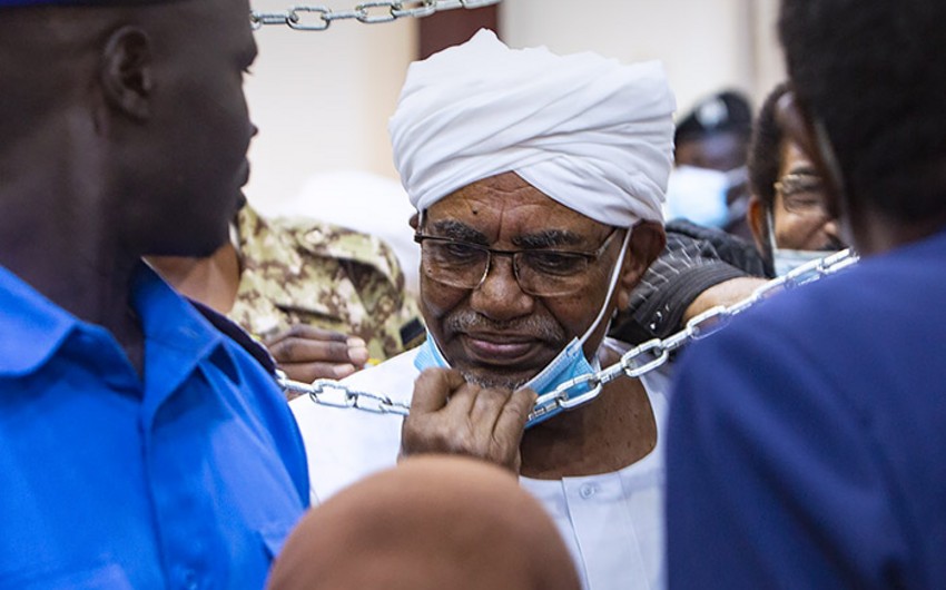 Sudan hökuməti ölkənin keçmiş prezidentini məhkəməyə verir
