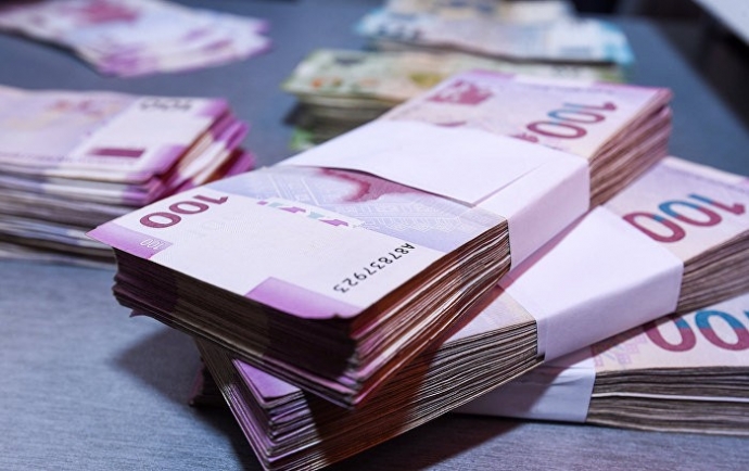 Dövlət büdcəsinin qeyri-neft gəlirləri 650 milyon manat artıb