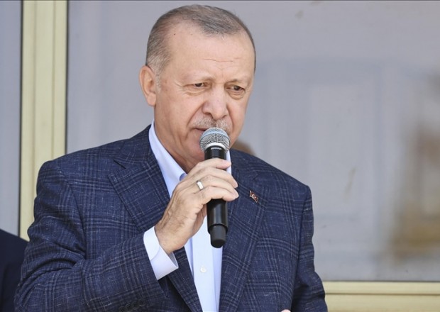 Ərdoğan sel qurbanlarının dəfninə qatıldı