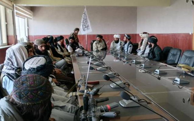 “Taliban” Prezident sarayını ələ keçirdi