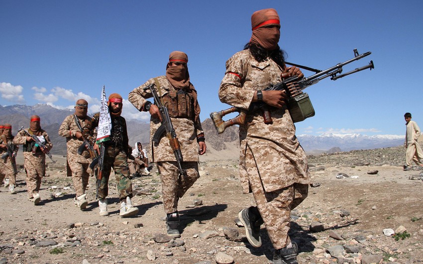 “Taliban” hezarilərin liderinin abidəsini partlatdı