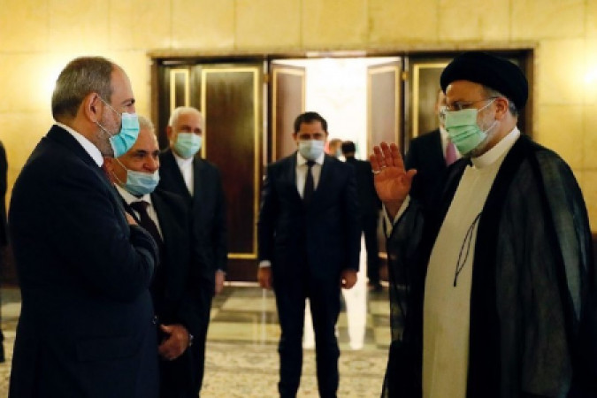 Paşinyan İran prezidenti ilə nələri müzakirə edib? – “Danışılası çox mövzuları var”