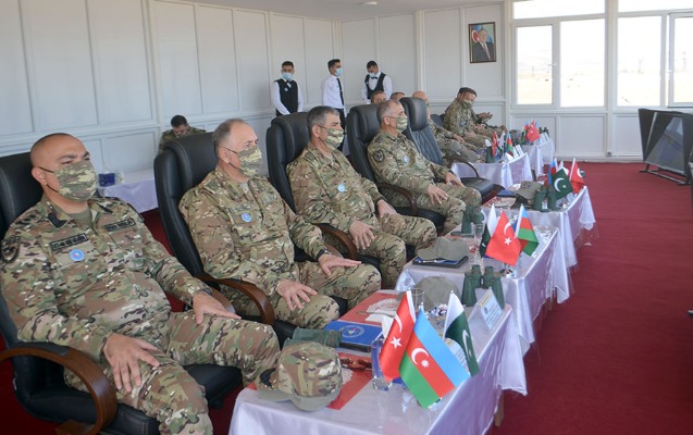 Azərbaycan, Türkiyə və Pakistan generalları təlimləri izlədi - VİDEO