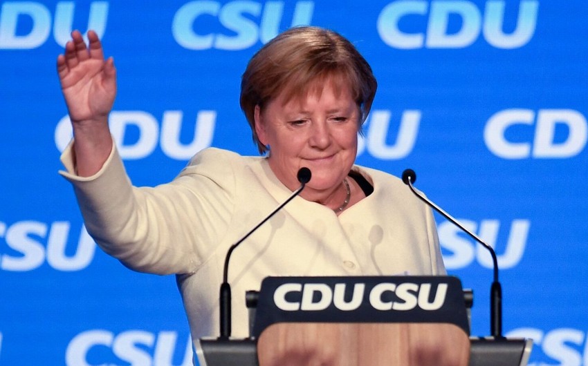 Angela Merkelin şərəfinə qızıl sikkə hazırlandı