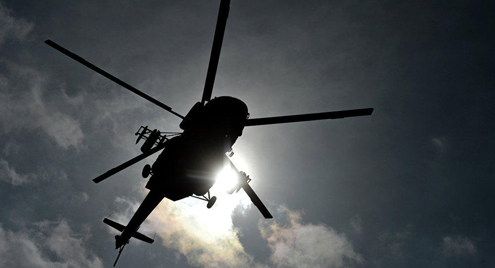 BƏƏ-də helikopter qəzayə uğradı - 4 nəfər öldü