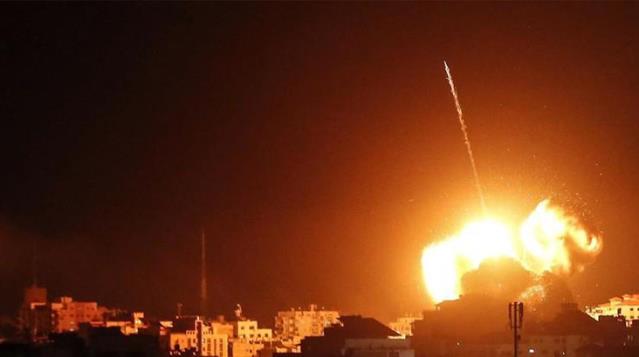 ABŞ-ın Suriyadakı bazasına raket hücumu edildi