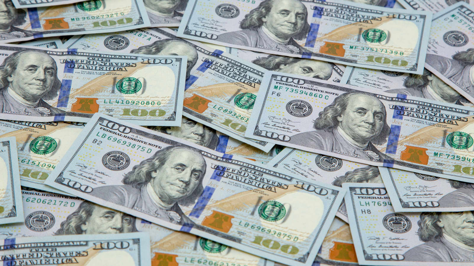 Banklar dollar alışını artırdı