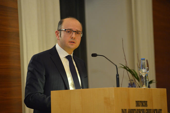 Şahbazov yunan səfirlə Cənub Qaz Dəhlizini müzakirə etdi