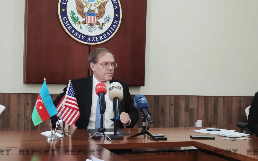 ABŞ səfiri: “Biz regionda dayanıqlı sülhün bərqərar olmasına tərəfdarıq”