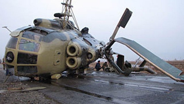 Pakistanda hərbi helikopter qəzaya uğradı: Ölənlər var