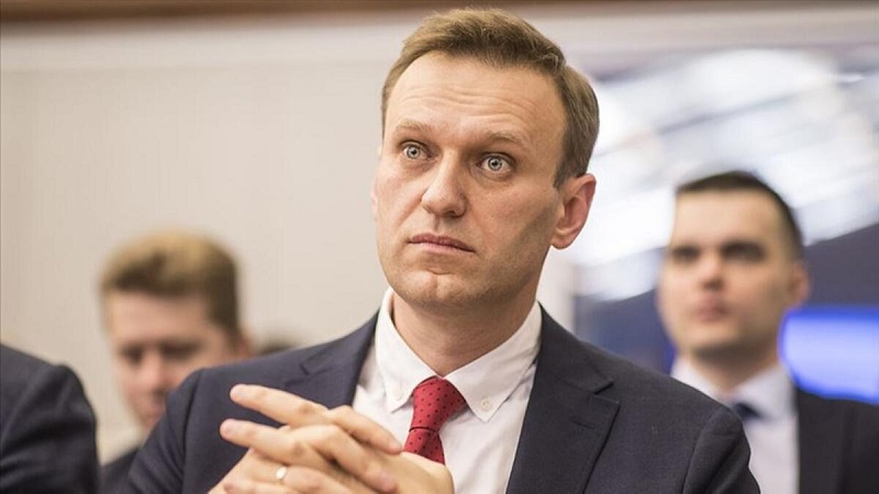 Aleksey Navalnı dərzi oldu
