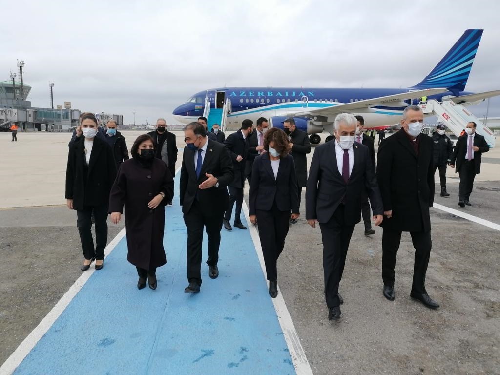 Milli Məclisin sədri Türkiyəyə gedib
