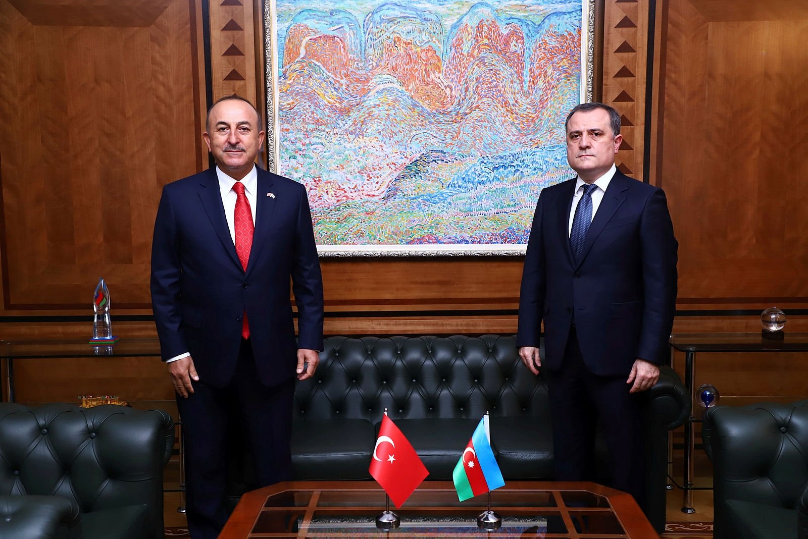 Ceyhun Bayramov türkiyəli həmkarı ilə telefonla danışdı