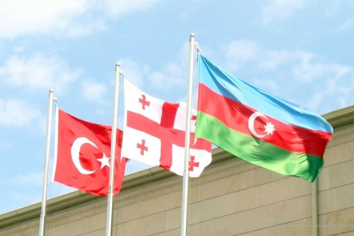 Azərbaycan, Gürcüstan və Türkiyə arasında beş sənəd imzalandı