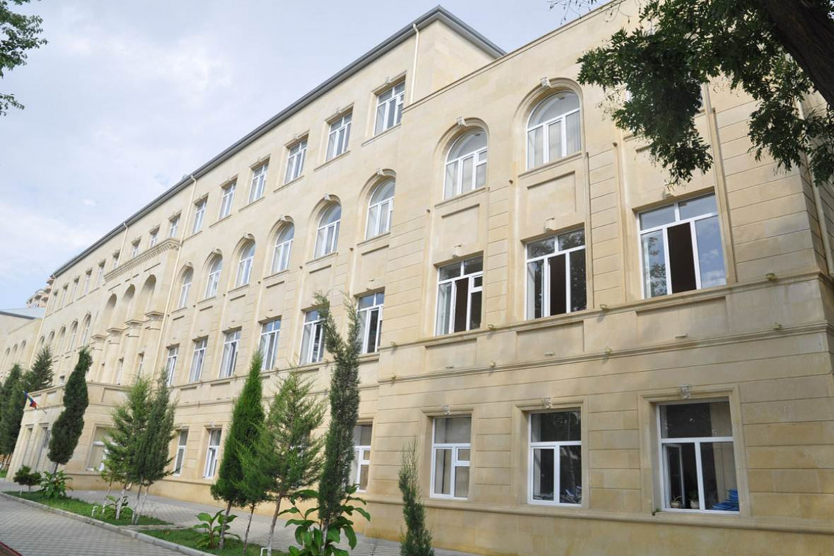 Bakıda daha bir məktəb distant tədrisə keçdi