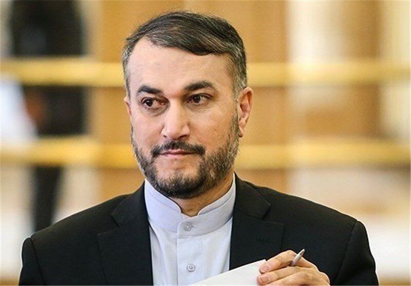 İran xarici işlər naziri Azərbaycana gəlir