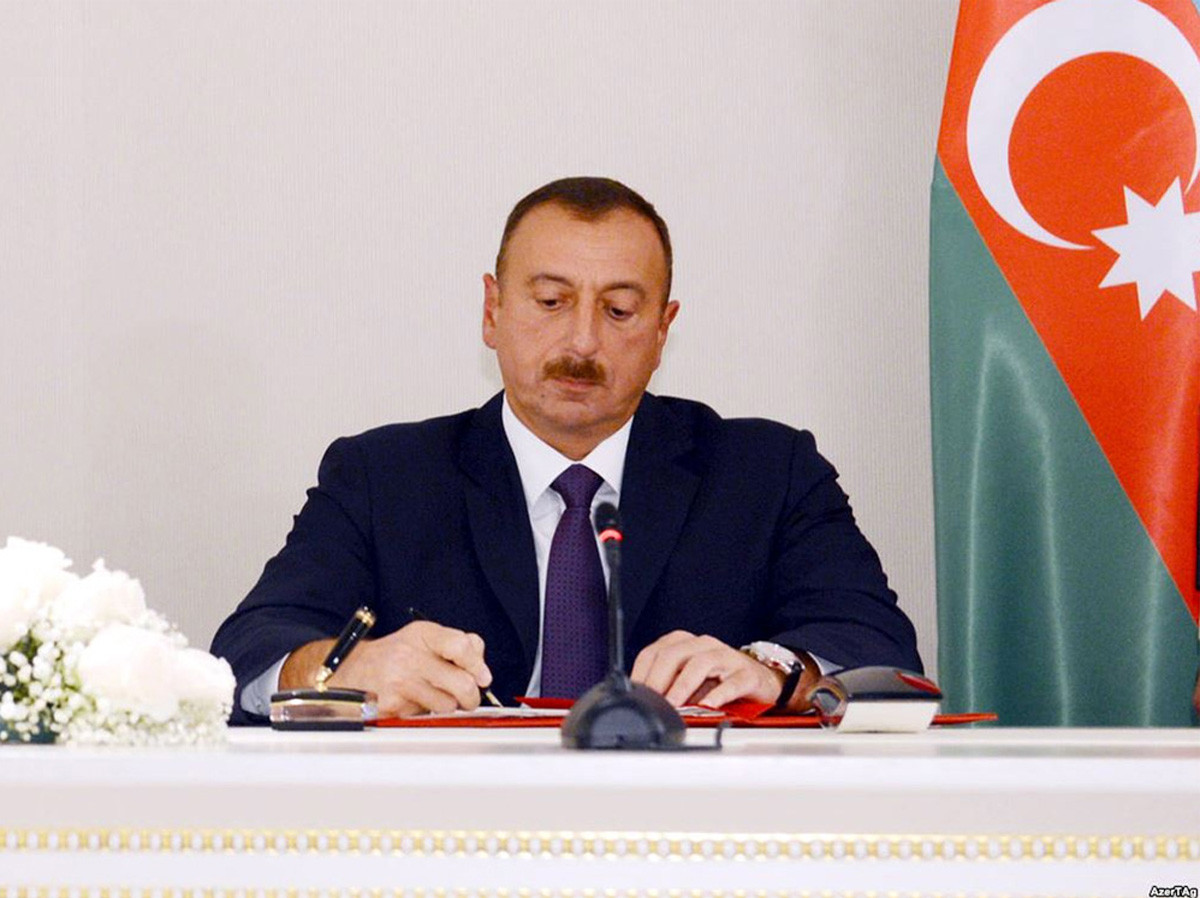 İlham Əliyev 3 fərman imzaladı