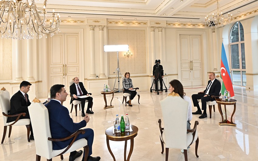 Prezident yerli televiziya kanallarına müsahibə verdi