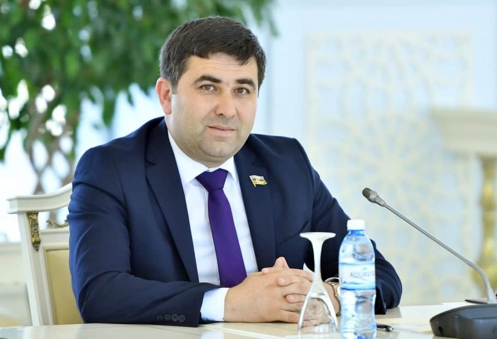 “Biz qonşumuz Ermənistanla əlaqələr qurmaq istəyirik...” – Deputatdan AÇIQLAMA