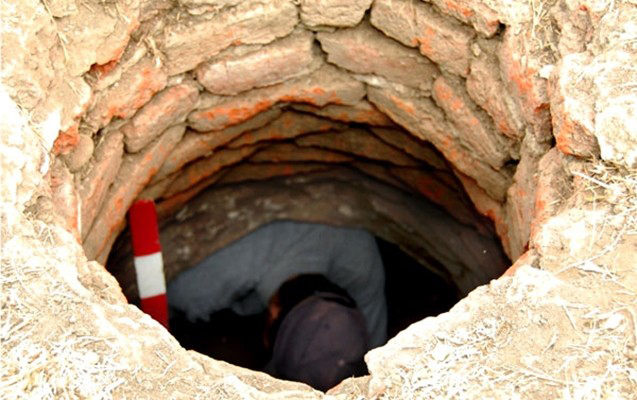 Quyudan meyiti tapılan 4 yaşlı qıza görə qonşusu saxlanıldı - Atası uşağı ona verib işə gedibmiş