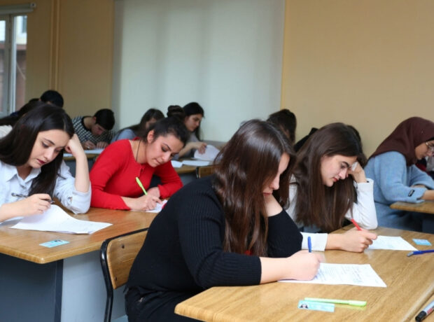 Azərbaycanda bu tələbələr təhsil haqqından azad oldular