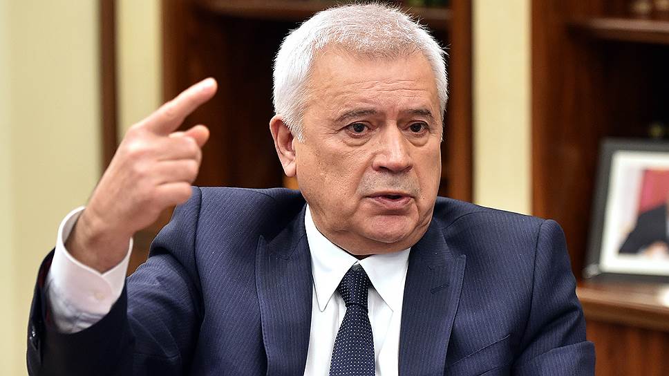 Vahid Ələkbərov 6,2 milyard dollar ziyana düşdü