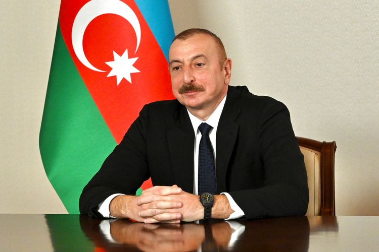 Prezident Eldar Mansurovla bağlı SƏRƏNCAM imzaladı