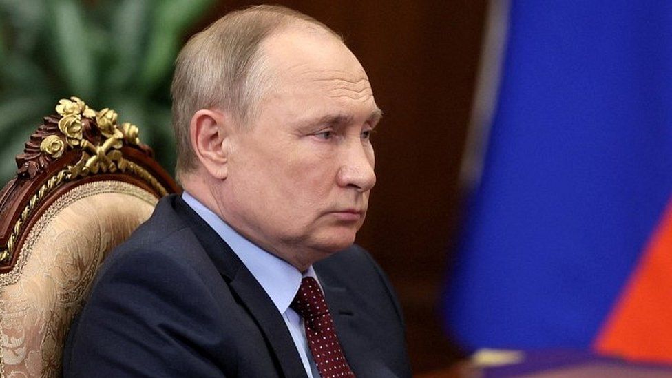 Putinin uşaqlıq dostları da sanksiya qurbanı oldu - SİYAHI