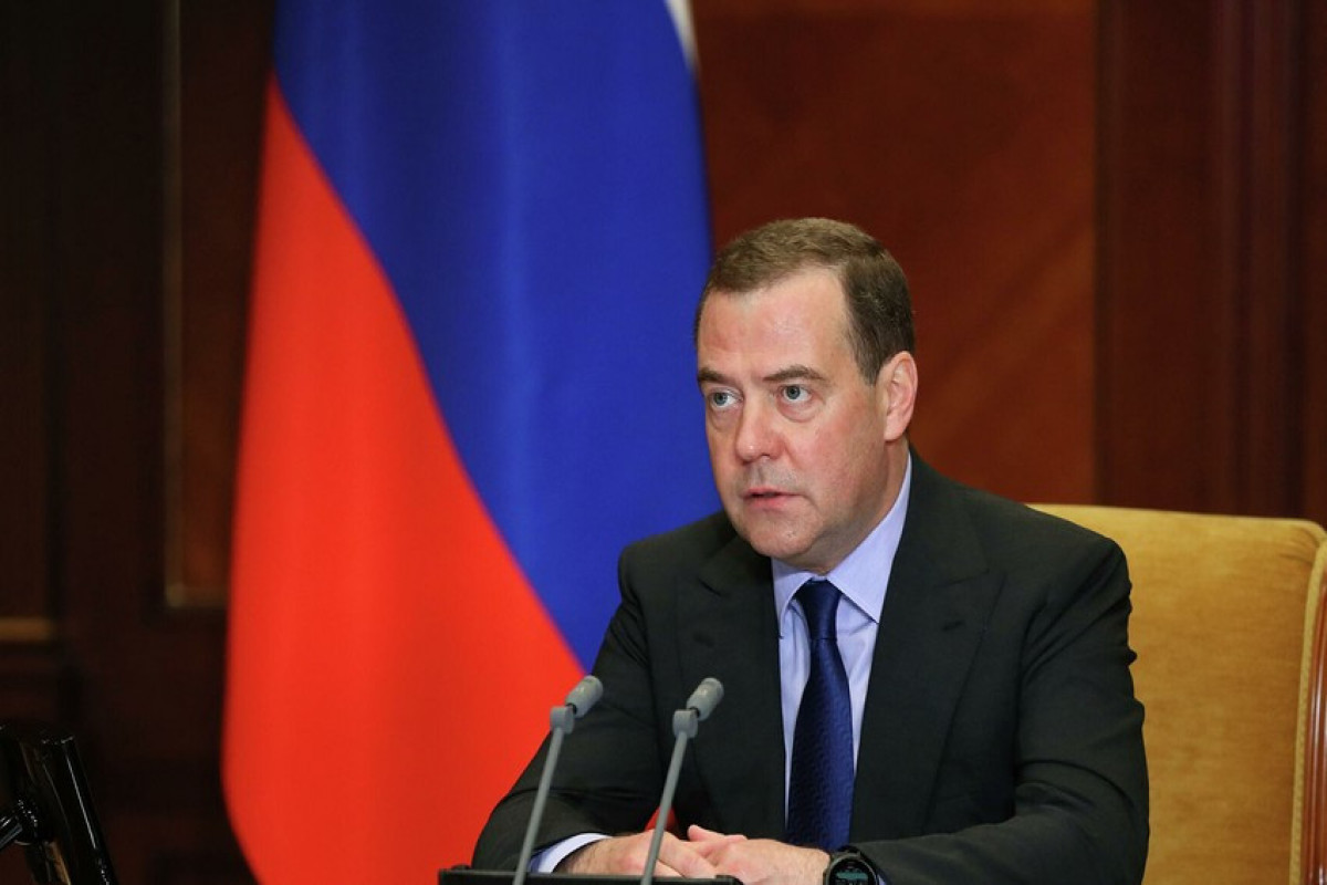 Medvedev Putinin PLANInı açıqladı: 