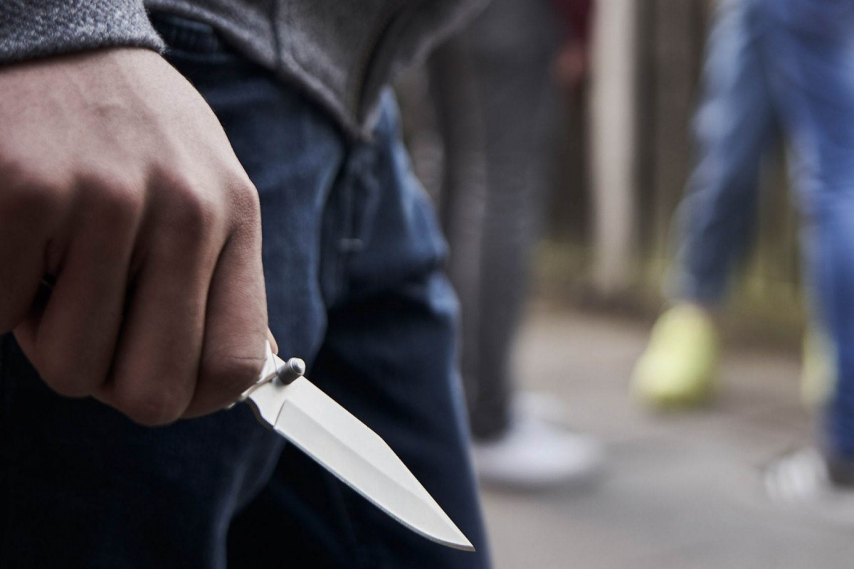 Şəmkirdə 33 yaşlı kişi bıçaqlandı