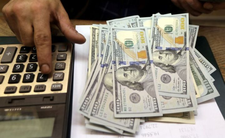 Dollar sabah neçəyə satılacaq?