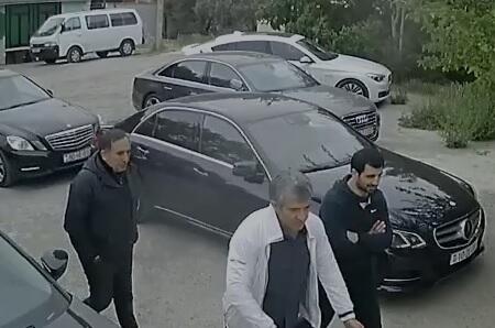 Qazini döyən şəxs cənnətdə 420 minə torpaq