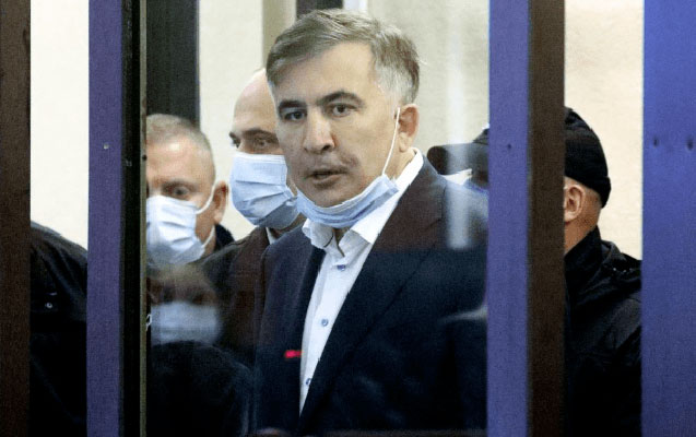 Saakaşvili klinikaya köçürülür