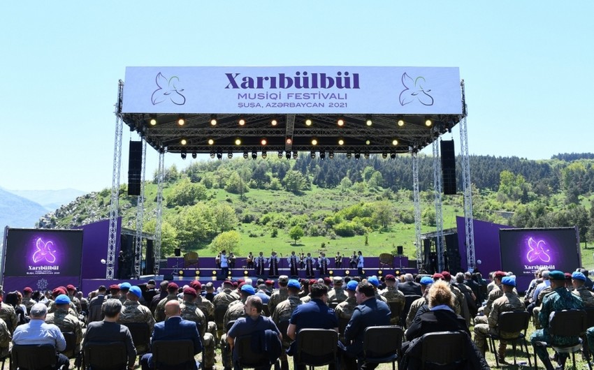 “Xarıbülbül” festivalında ikinci gün - VİDEO