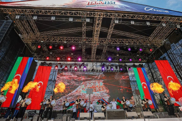 “TEKNOFEST Azərbaycan”da konsert proqramı BAŞLADI - CANLI